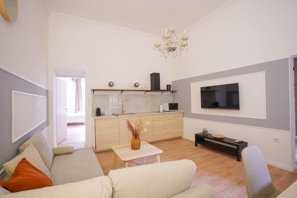 Venus Apartments - Klauzal Ter I Budapest Luaran gambar